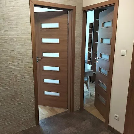 Golden Apartments/city Center/grzyb 9 *